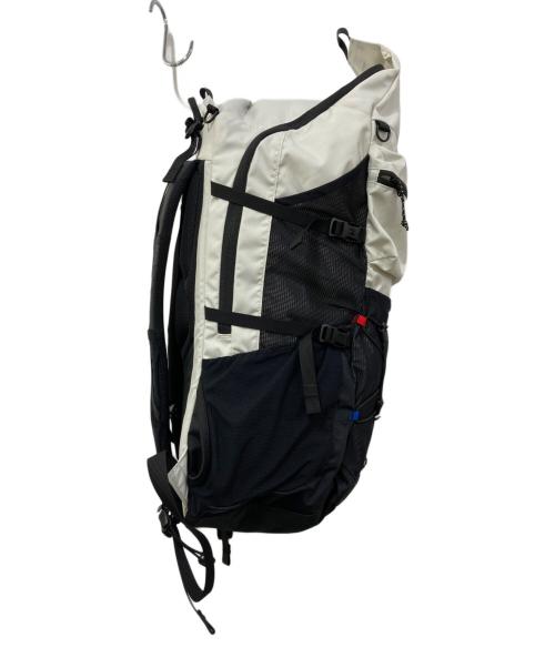 MILLET（ミレー）MILLET (ミレー) KHUMBU MC 28　MIS0792 ホワイトの古着・服飾アイテム