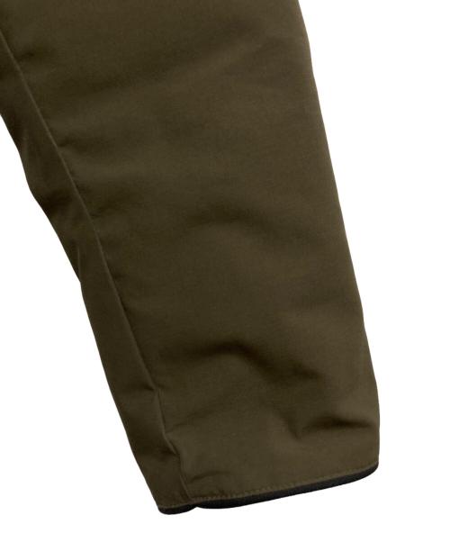 CANADA GOOSE（カナダグース）CANADA GOOSE (カナダグース) kamloopsダウンジャケット　4074JMB カーキ サイズ:Sの古着・服飾アイテム