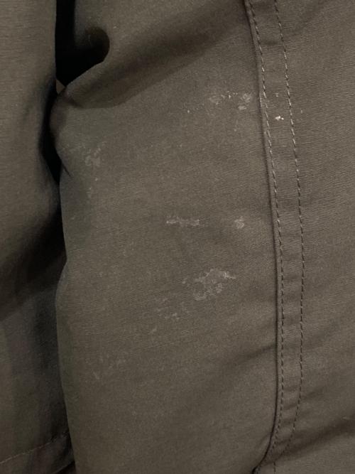 CANADA GOOSE（カナダグース）CANADA GOOSE (カナダグース) kamloopsダウンジャケット　4074JMB カーキ サイズ:Sの古着・服飾アイテム