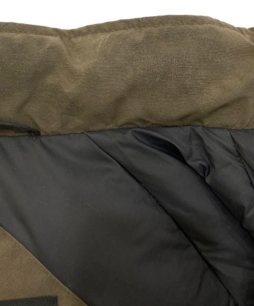 CANADA GOOSE（カナダグース）CANADA GOOSE (カナダグース) kamloopsダウンジャケット　4074JMB カーキ サイズ:Sの古着・服飾アイテム