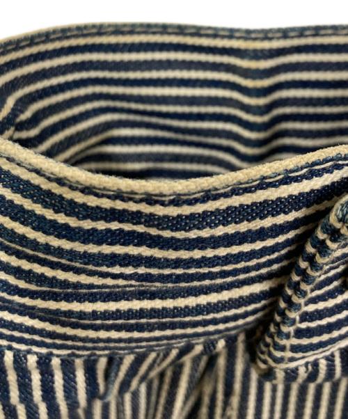 BELAFONTE（ベラフォンテ）BELAFONTE (ベラフォンテ) ヒッコリーストライプジップジャケット ネイビー サイズ:Lの古着・服飾アイテム