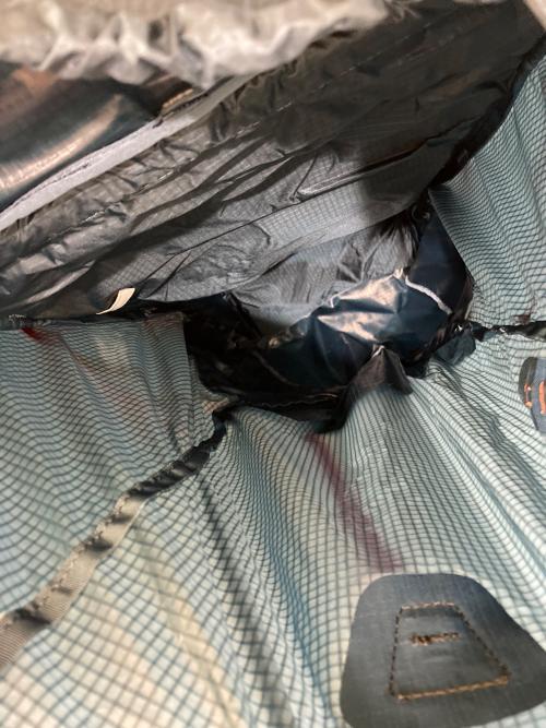 mont-bell（モンベル）mont-bell (モンベル) VERSALITE PACK 30 オレンジ×ネイビーの古着・服飾アイテム