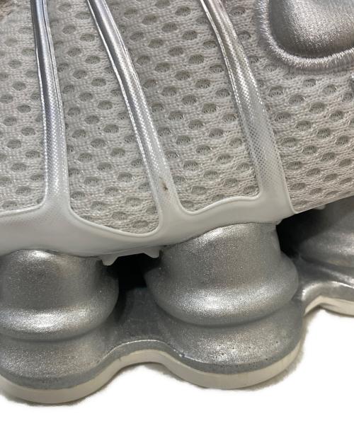 NIKE（ナイキ）NIKE (ナイキ) W SHOX TL PLATINUM TINT シルバー サイズ:28.5の古着・服飾アイテム