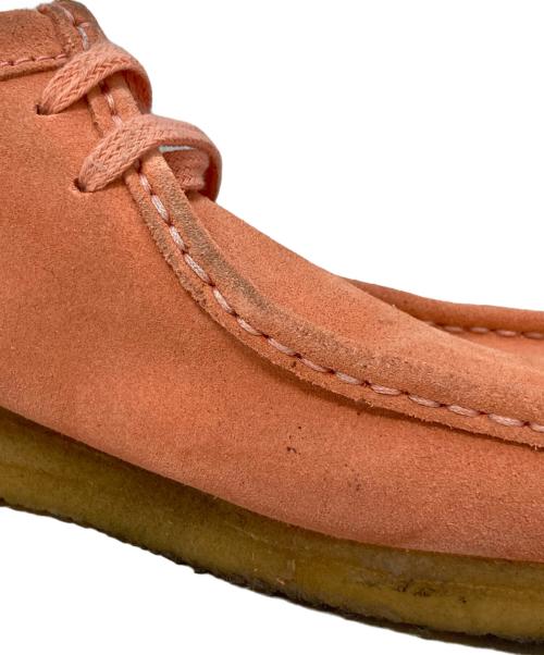 CLARKS（クラークス）CLARKS (クラークス) ワラビー ピンク サイズ:26.5の古着・服飾アイテム