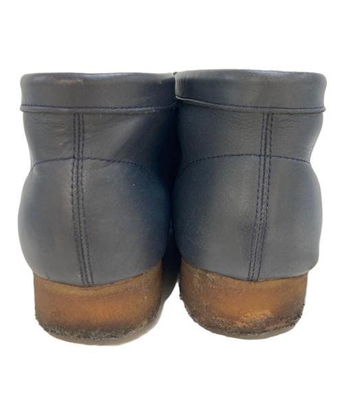 CLARKS（クラークス）CLARKS (クラークス) ワラビー ネイビー サイズ:８の古着・服飾アイテム