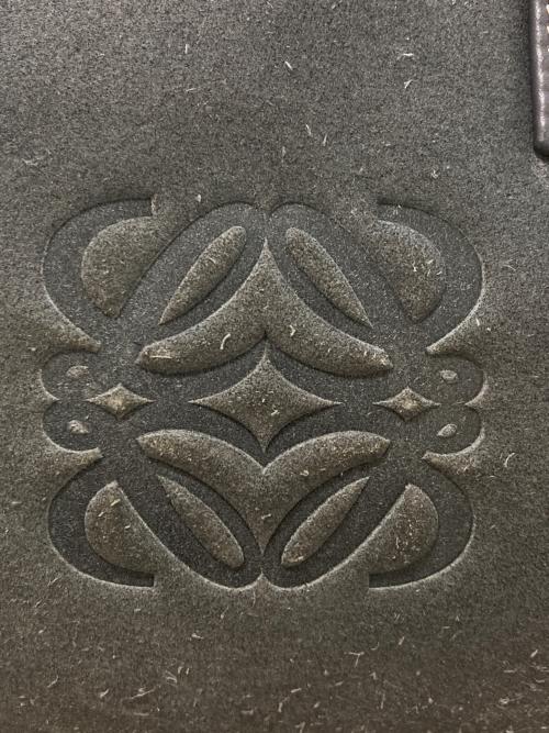 LOEWE（ロエベ）LOEWE (ロエベ) アマソナ28 スエードハンドバッグ グレーの古着・服飾アイテム