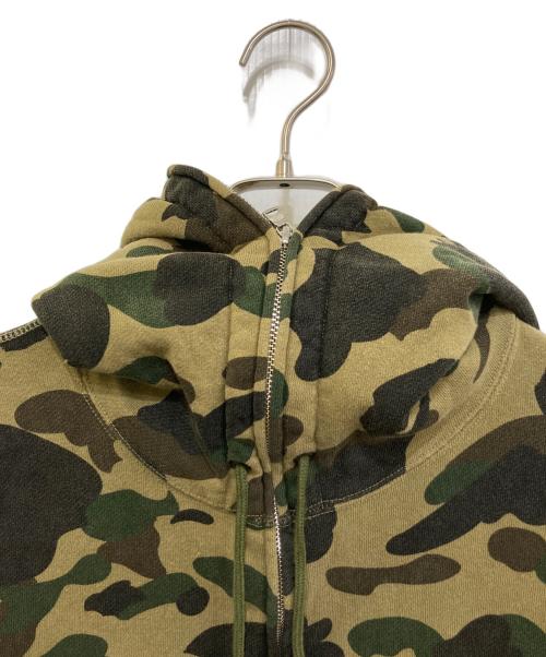 A BATHING APE（ア ベイシング エイプ）A BATHING APE (ア ベイシング エイプ) カモ柄ジップパーカー オリーブ サイズ:Lの古着・服飾アイテム