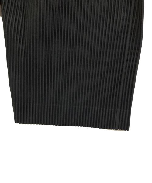 HOMME PLISSE ISSEY MIYAKE（オム プリッセ イッセイ ミヤケ）HOMME PLISSE ISSEY MIYAKE (オム プリッセ イッセイ ミヤケ) MONTHLY COLOR SEPTEMBER ブラック サイズ:2の古着・服飾アイテム