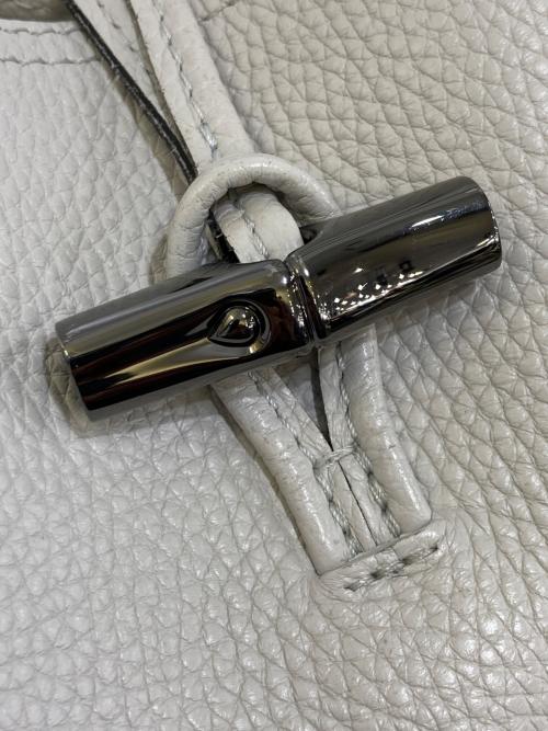 LONGCHAMP（ロンシャン）LONGCHAMP (ロンシャン) ロゾレザートートバッグ　L2686968 ベージュの古着・服飾アイテム