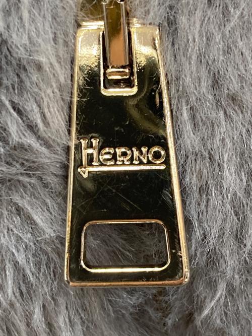 HERNO（ヘルノ）HERNO (ヘルノ) エコファー切替ダウンジャケット　PI1123D-12017-9406 グレー サイズ:42の古着・服飾アイテム