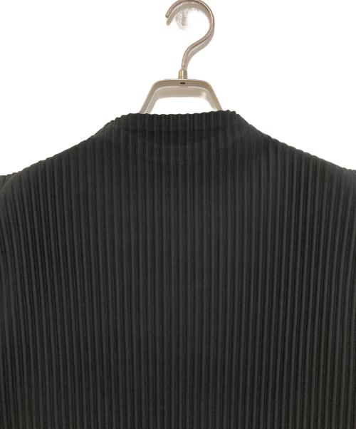 HOMME PLISSE ISSEY MIYAKE（オム プリッセ イッセイ ミヤケ）HOMME PLISSE ISSEY MIYAKE (オム プリッセ イッセイ ミヤケ) MONTHLY COLOR APRIL ブラック サイズ:2の古着・服飾アイテム