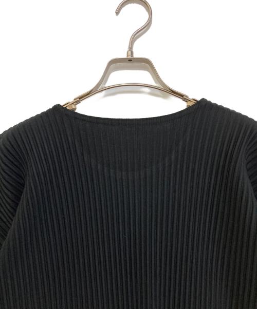 HOMME PLISSE ISSEY MIYAKE（オム プリッセ イッセイ ミヤケ）HOMME PLISSE ISSEY MIYAKE (オム プリッセ イッセイ ミヤケ) プリーツカットソー　HP55JK420 ブラック サイズ:2の古着・服飾アイテム