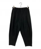 HOMME PLISSE ISSEY MIYAKEオム プリッセ イッセイ ミヤケ）の古着「BASICプリーツパンツ」｜ブラック