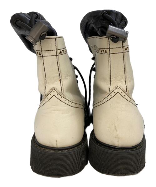 PRADA（プラダ）PRADA (プラダ) レイヤーウィングチップブーツ ホワイト サイズ:7の古着・服飾アイテム