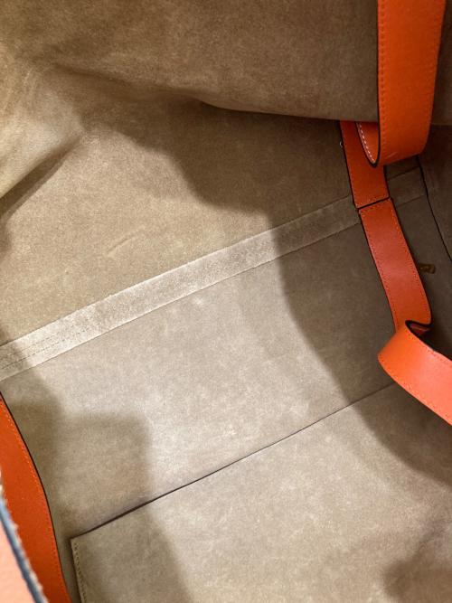 LOEWE（ロエベ）LOEWE (ロエベ) Barcelona Tote オレンジの古着・服飾アイテム