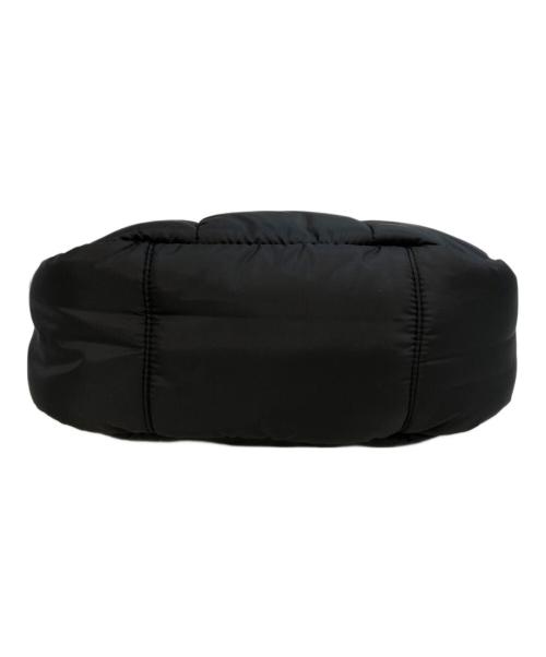 LeSportsac（レスポートサック）LeSportsac (レスポートサック) PUFFY N/S CONV HOBO ブラックの古着・服飾アイテム