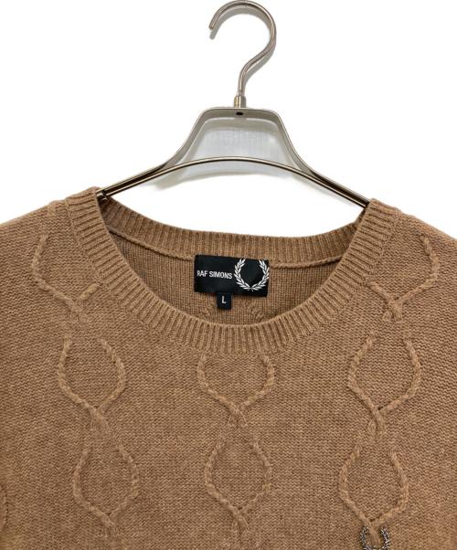 FRED PERRY（フレッドペリー）FRED PERRY (フレッドペリー) RAF SIMONS (ラフシモンズ) ビッグシルエットケーブルニット ブラウン サイズ:Lの古着・服飾アイテム