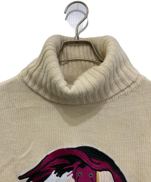 glamb（グラム）glamb (グラム) ジョジョの奇妙な冒険 (ジョジョノキミョウナボウケン) ドッピオ ニット トップス アイボリー サイズ:4の古着・服飾アイテム