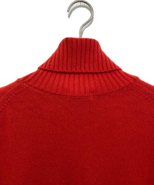 KAGURE（カグレ）KAGURE (カグレ) タートルネックニット レッド サイズ:FREE 未使用品の古着・服飾アイテム