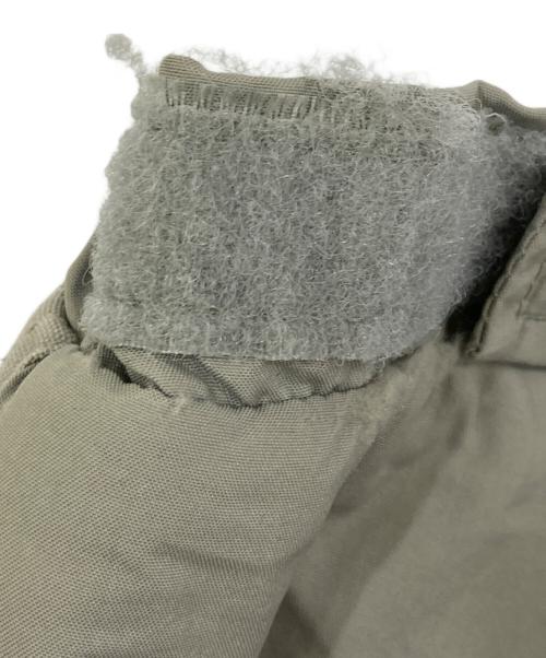 US ARMY（ユーエスアーミー）US ARMY (ユーエスアーミー) ECWCS GEN3 LEVEL7 JACKET グレー サイズ:サイズ表記なしの古着・服飾アイテム