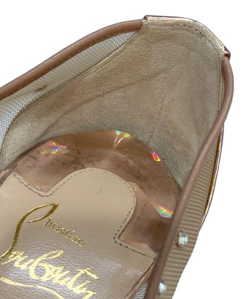 Christian Louboutin（クリスチャン・ルブタン）Christian Louboutin (クリスチャン・ルブタン) ビジューメッシュパンプス ベージュ サイズ:38.5の古着・服飾アイテム