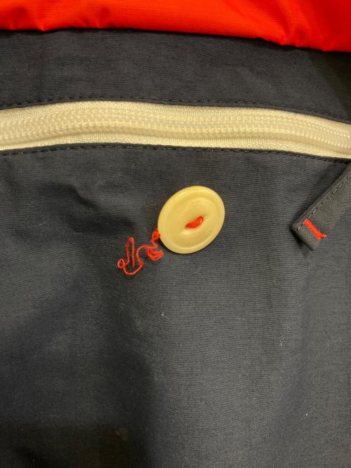 AIGLE（エーグル）AIGLE (エーグル) maison kitsune (メゾンキツネ) GORE-TEX ポンチョ　KUL-3300-A ネイビー サイズ:Lの古着・服飾アイテム