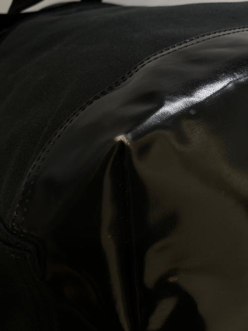 MARGARET HOWELL（マーガレットハウエル）MARGARET HOWELL (マーガレットハウエル) メッセンジャーバッグ ブラックの古着・服飾アイテム