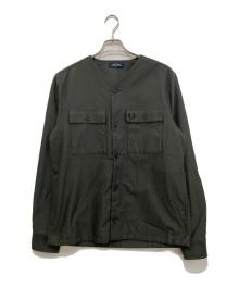 FRED PERRY（フレッドペリー）の古着「Collarless Overshirt」｜オリーブ