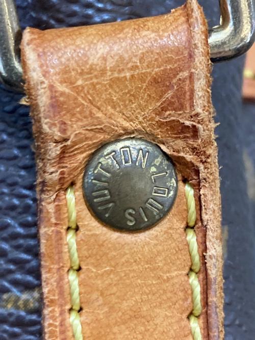 LOUIS VUITTON（ルイ ヴィトン）LOUIS VUITTON (ルイ ヴィトン) ショルダーバッグ ブラウンの古着・服飾アイテム