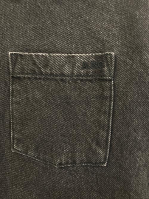 A.P.C.（アーペーセー）A.P.C. (アーペーセー) Vittorio Denim Overshirt in Washed Black ブラック サイズ:Mの古着・服飾アイテム