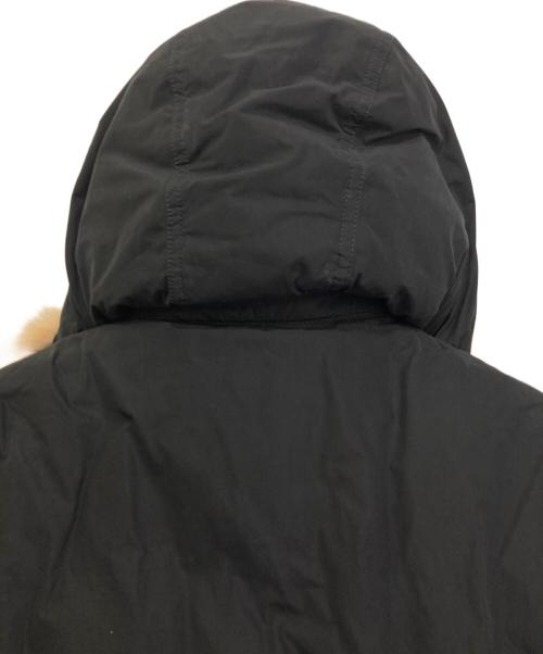 BURBERRY BLACK LABEL（バーバリーブラックレーベル）BURBERRY BLACK LABEL (バーバリーブラックレーベル) 裏地ノバチェックファー付ダウンコート ブラック サイズ:Mの古着・服飾アイテム