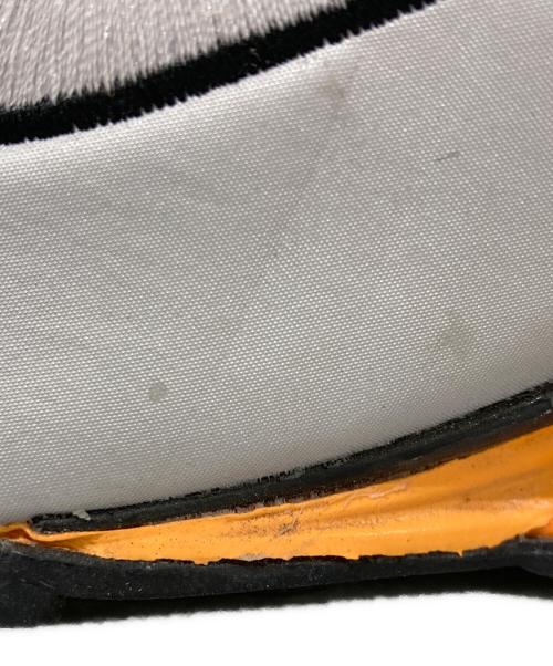 NIKE（ナイキ）NIKE (ナイキ) Shox R4 Black/Bright Mandarin　HQ1988-003 シルバー サイズ:30の古着・服飾アイテム