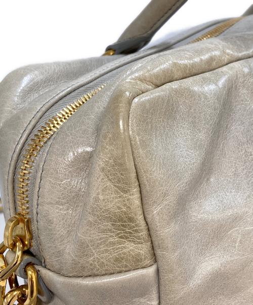 MIU MIU（ミュウミュウ）MIU MIU (ミュウミュウ) BAULETTO ハンドステッチギャザー ミニボストンバッグ　RL0048 グレーの古着・服飾アイテム