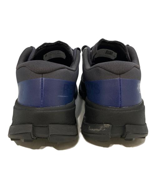 on（オン）on (オン) BEAMS (ビームス) Cloudultra 3SP Iron Black　3MF30721481 ネイビー サイズ:25.5の古着・服飾アイテム