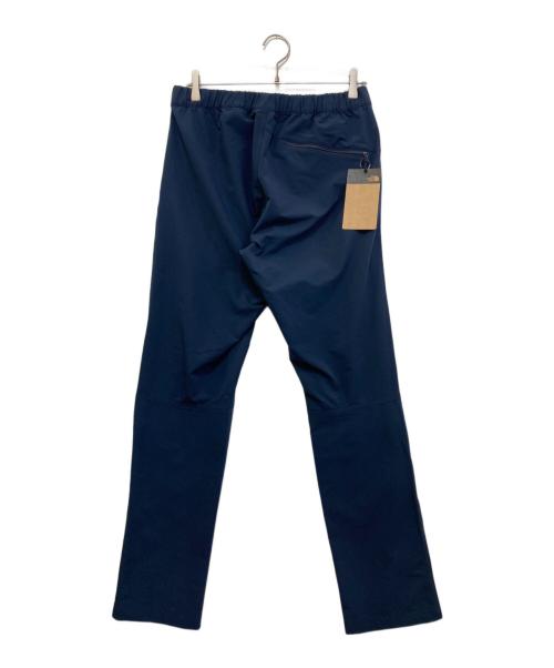 THE NORTH FACE（ザ ノース フェイス）THE NORTH FACE (ザ ノース フェイス) ロングパンツドーロライトパンツ ネイビー サイズ:L 未使用品の古着・服飾アイテム