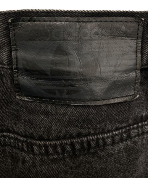 adidas（アディダス）adidas (アディダス) Adilenium シーズン3 ルーズフィット デニムパンツ　JY6291 ブラック サイズ:30の古着・服飾アイテム