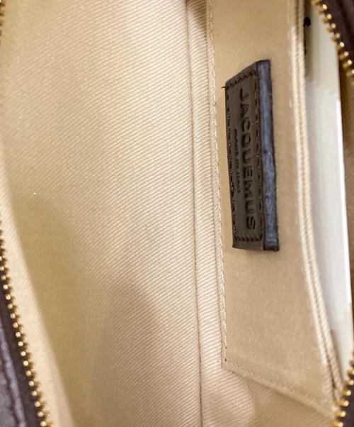 jacquemus（ジャックムス）jacquemus (ジャックムス) The Bisou Perle　231BA057-3000-855 ブラウンの古着・服飾アイテム