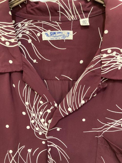 Sun Surf（サンサーフ）Sun Surf (サンサーフ) JOURNAL STANDARD (ジャーナルスタンダード) 別注 レーヨンアロハシャツ ボルドー サイズ:XLの古着・服飾アイテム