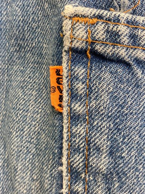 LEVI'S（リーバイス）LEVI'S (リーバイス) 20517 ブーツカットデニムパンツ ブルー サイズ:W33の古着・服飾アイテム