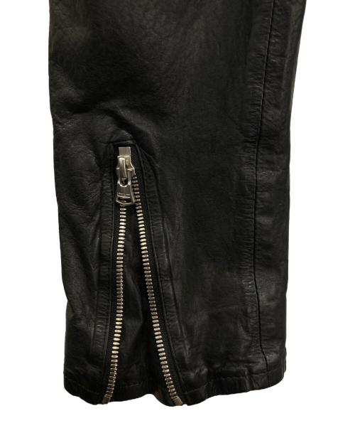 ISAMU KATAYAMA BACKLASH（イサムカタヤマ・バックラッシュ）ISAMU KATAYAMA BACKLASH (イサムカタヤマ・バックラッシュ) イタリアンショルダー0.6mm製品染めフーディージャケット ブラック サイズ:3の古着・服飾アイテム