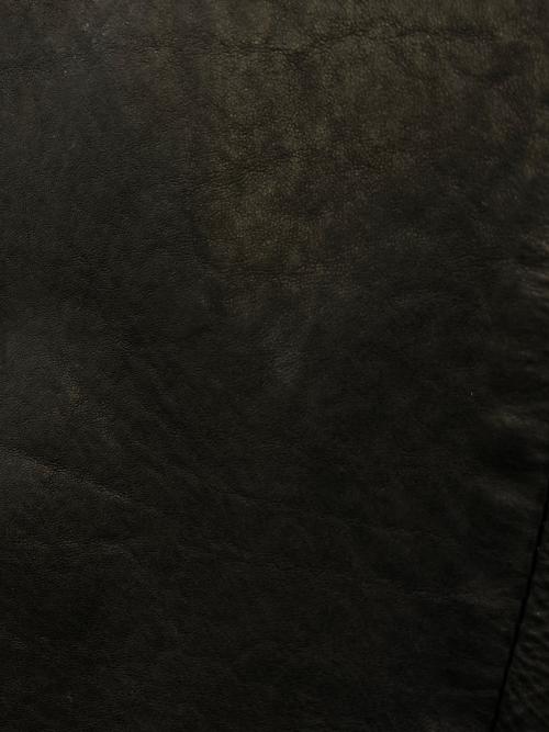 ISAMU KATAYAMA BACKLASH（イサムカタヤマ・バックラッシュ）ISAMU KATAYAMA BACKLASH (イサムカタヤマ・バックラッシュ) イタリアンショルダー0.6mm製品染めフーディージャケット ブラック サイズ:3の古着・服飾アイテム