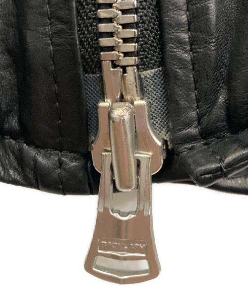 ISAMU KATAYAMA BACKLASH（イサムカタヤマ・バックラッシュ）ISAMU KATAYAMA BACKLASH (イサムカタヤマ・バックラッシュ) イタリアンショルダー0.6mm製品染めフーディージャケット ブラック サイズ:3の古着・服飾アイテム