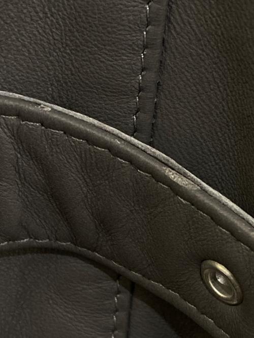 Cinquanta（チンクワンタ）Cinquanta (チンクワンタ) ラムレザー スタンドカラーシングルライダース ジャケット　H-502/1 グレー サイズ:48の古着・服飾アイテム