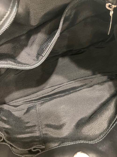 Salvatore Ferragamo（サルヴァトーレ フェラガモ）Salvatore Ferragamo (サルヴァトーレ フェラガモ) ヴァラリボンファーハンドバッグ　C950 ブラックの古着・服飾アイテム