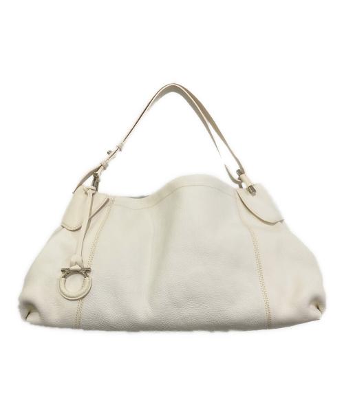 Salvatore Ferragamo（サルヴァトーレ フェラガモ）Salvatore Ferragamo (サルヴァトーレ フェラガモ) ガンチーニストラップワンハンドルバッグ　A911 アイボリーの古着・服飾アイテム