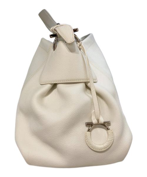 Salvatore Ferragamo（サルヴァトーレ フェラガモ）Salvatore Ferragamo (サルヴァトーレ フェラガモ) ガンチーニストラップワンハンドルバッグ　A911 アイボリーの古着・服飾アイテム
