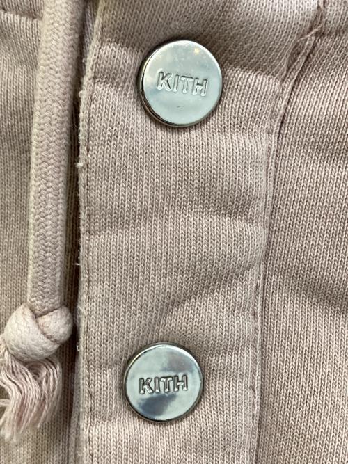 KITH（キス）KITH (キス) Wilson Williams IV Hoodie ハーフボタンパーカー ピンク サイズ:XLの古着・服飾アイテム