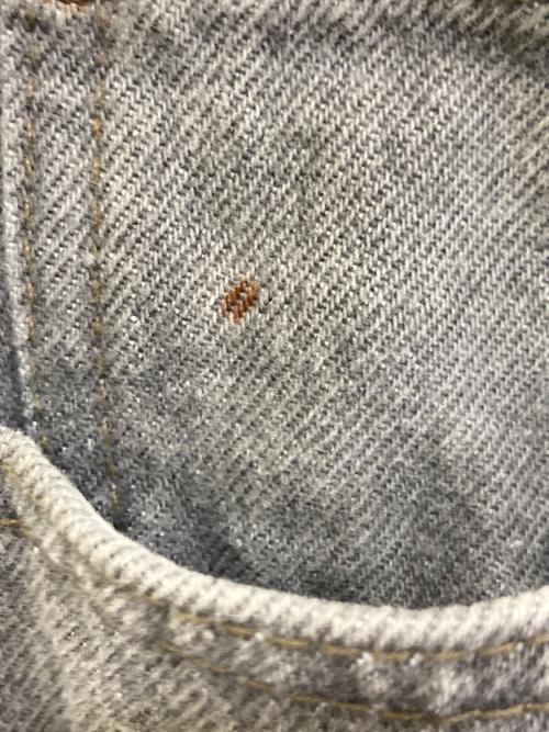 LEVI'S（リーバイス）LEVI'S (リーバイス) 501デニムパンツ グレー サイズ:29の古着・服飾アイテム