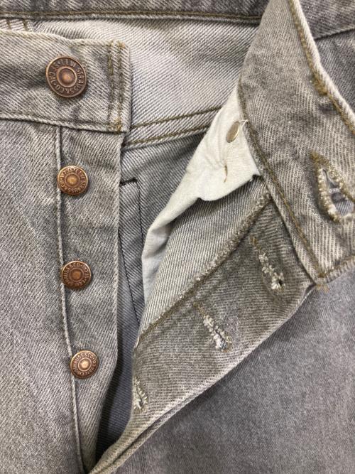 LEVI'S（リーバイス）LEVI'S (リーバイス) 501デニムパンツ グレー サイズ:29の古着・服飾アイテム