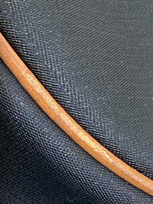 Christian Dior（クリスチャン ディオール）Christian Dior (クリスチャン ディオール) CDロゴハーフムーンレザーショルダーバッグ ブラックの古着・服飾アイテム